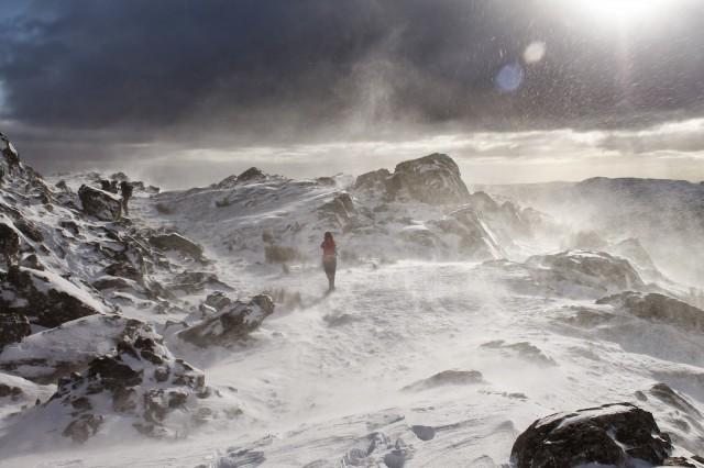 How to stay safe exercising outdoors this winter - Kendal Mint Co®